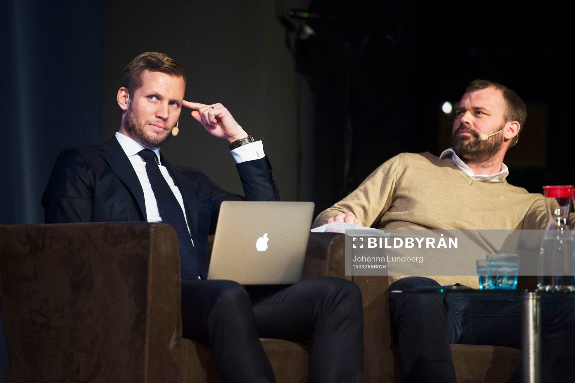  Martin Åslund och Daniel Kristiansson under upptaktsträffen inför Superettan i fotboll den 26 mars 2015 i Stockholm.