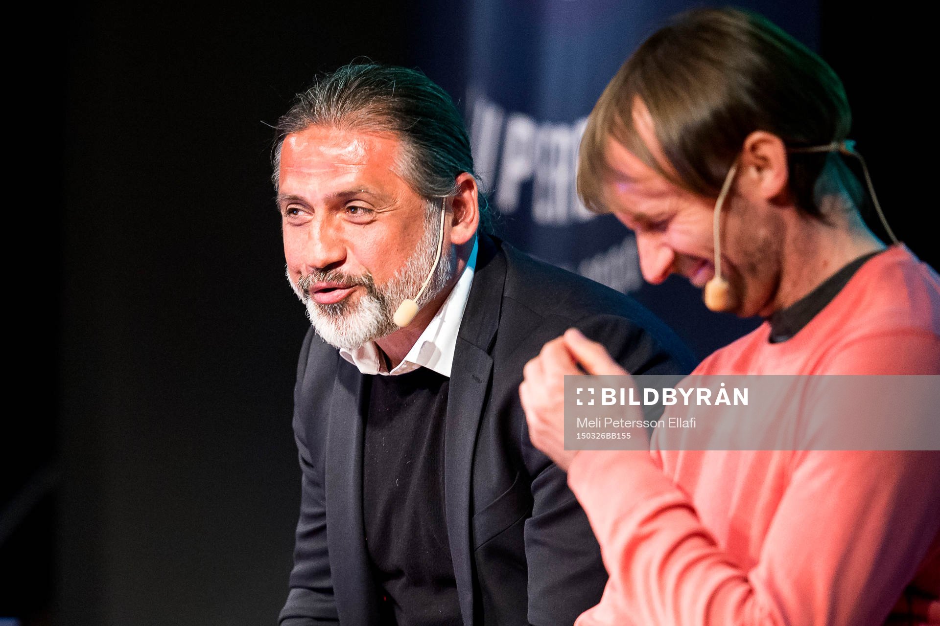 s tränare Özcan Melkemichel och Syrianska FC:s tränare