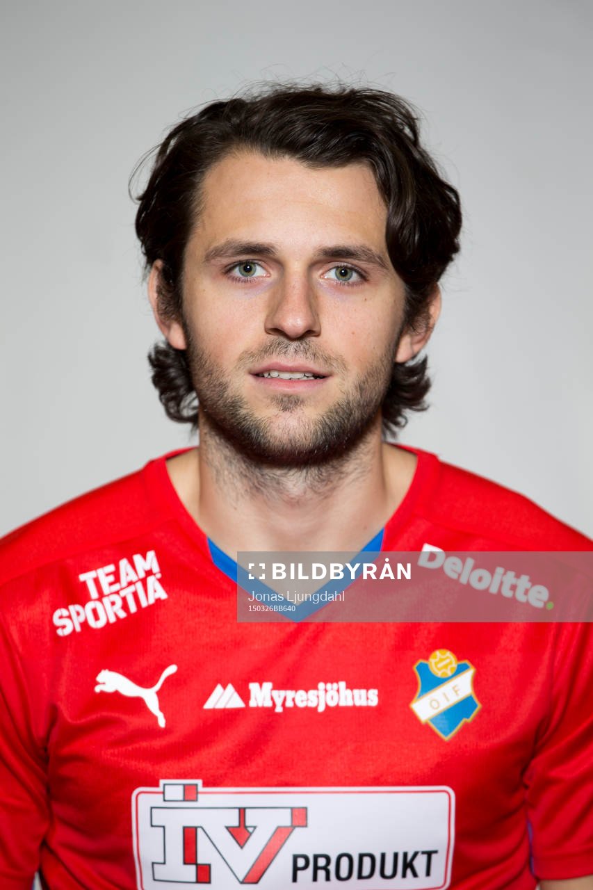 Mehmed Hafizovic poserar för ett porträtt den 26 mars 2015 i Växjö.