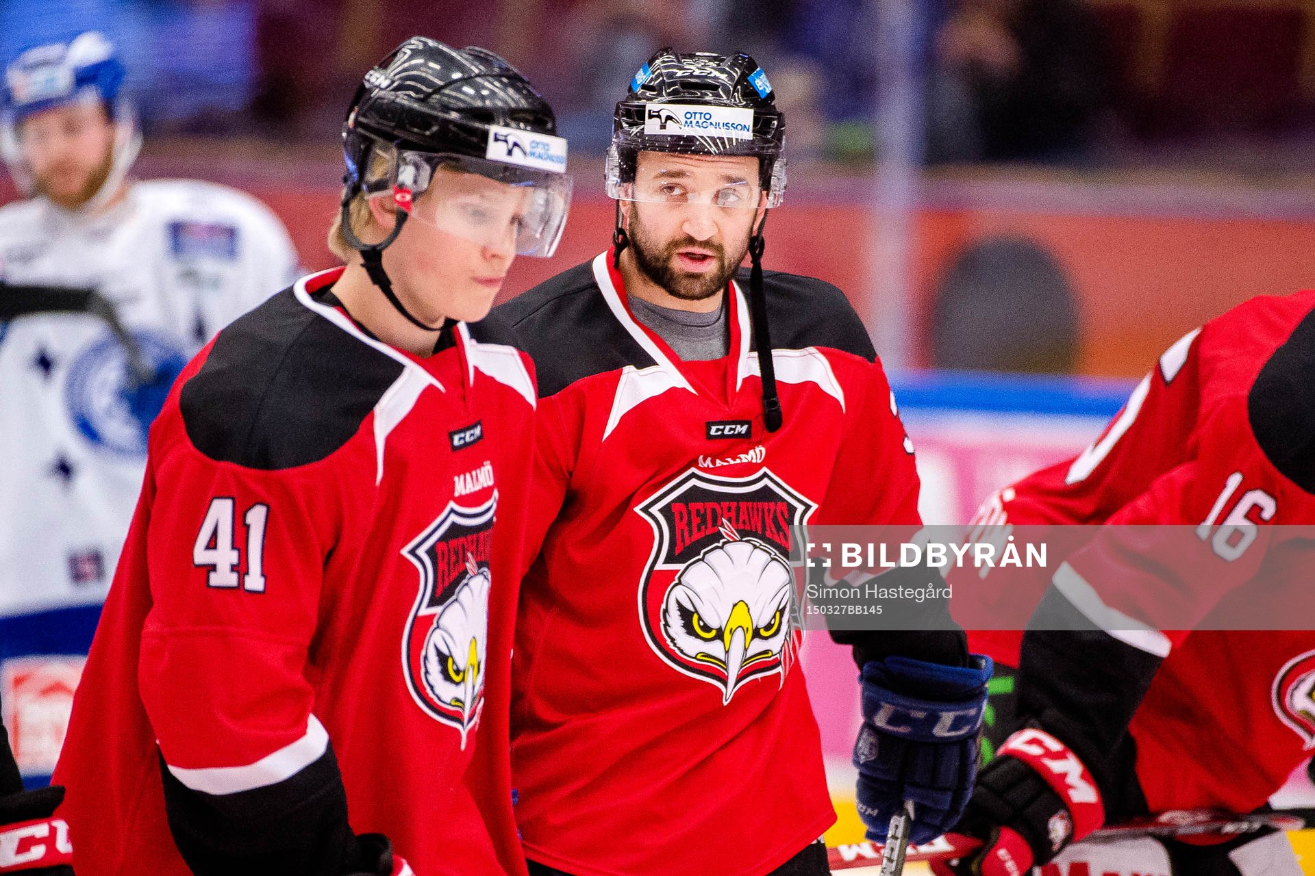 Malmö Redhawks Mads Larsen och Eric Himelfarb före