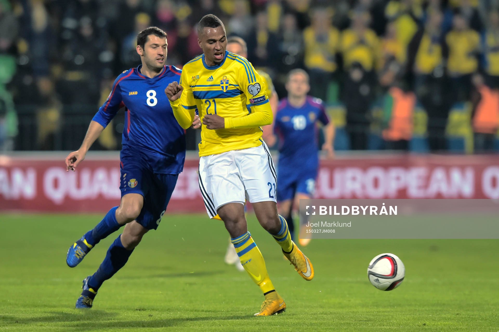 Moldaviens Alexandru Gatcan och Sveriges Isaac Kiese Thelin