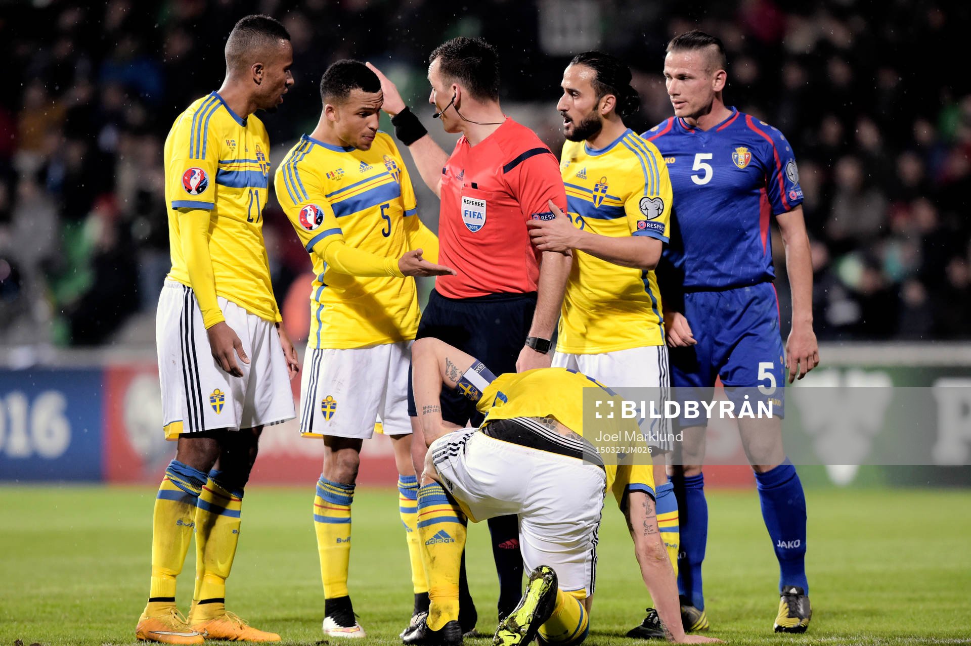 Sveriges Isaac Kiese Thelin Martin Olsson och Erkan Zengin