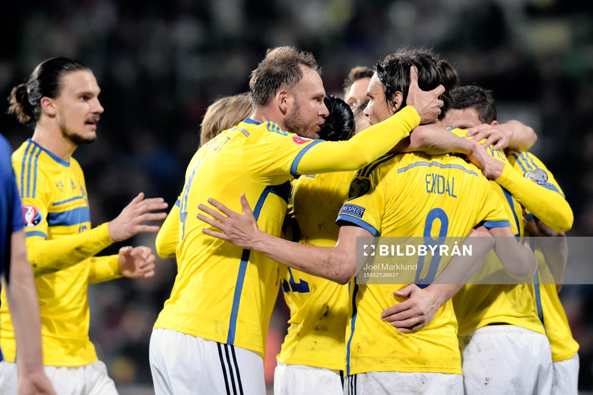 Sveriges Zlatan Ibrahimovic jublar