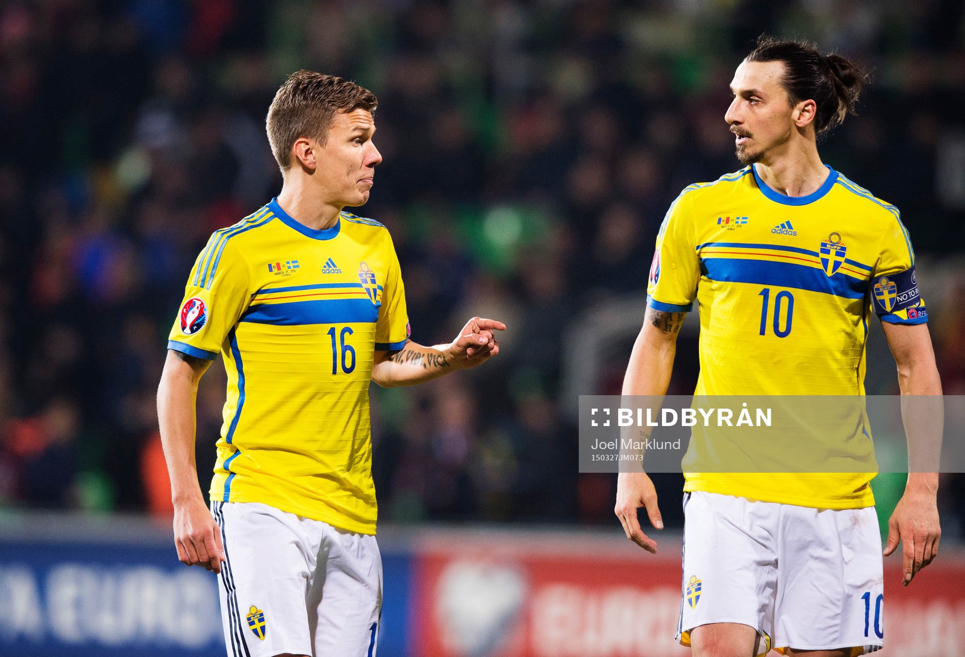 Sveriges Pontus Wernbloom och Zlatan Ibrahimovic