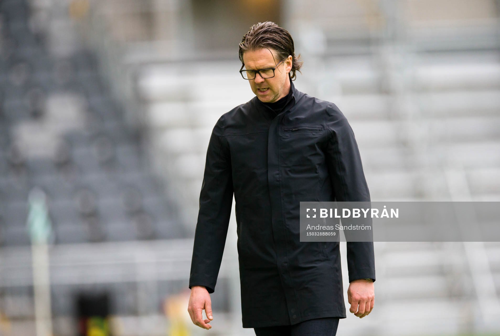 Brann Rikard Norling ser deppig ut