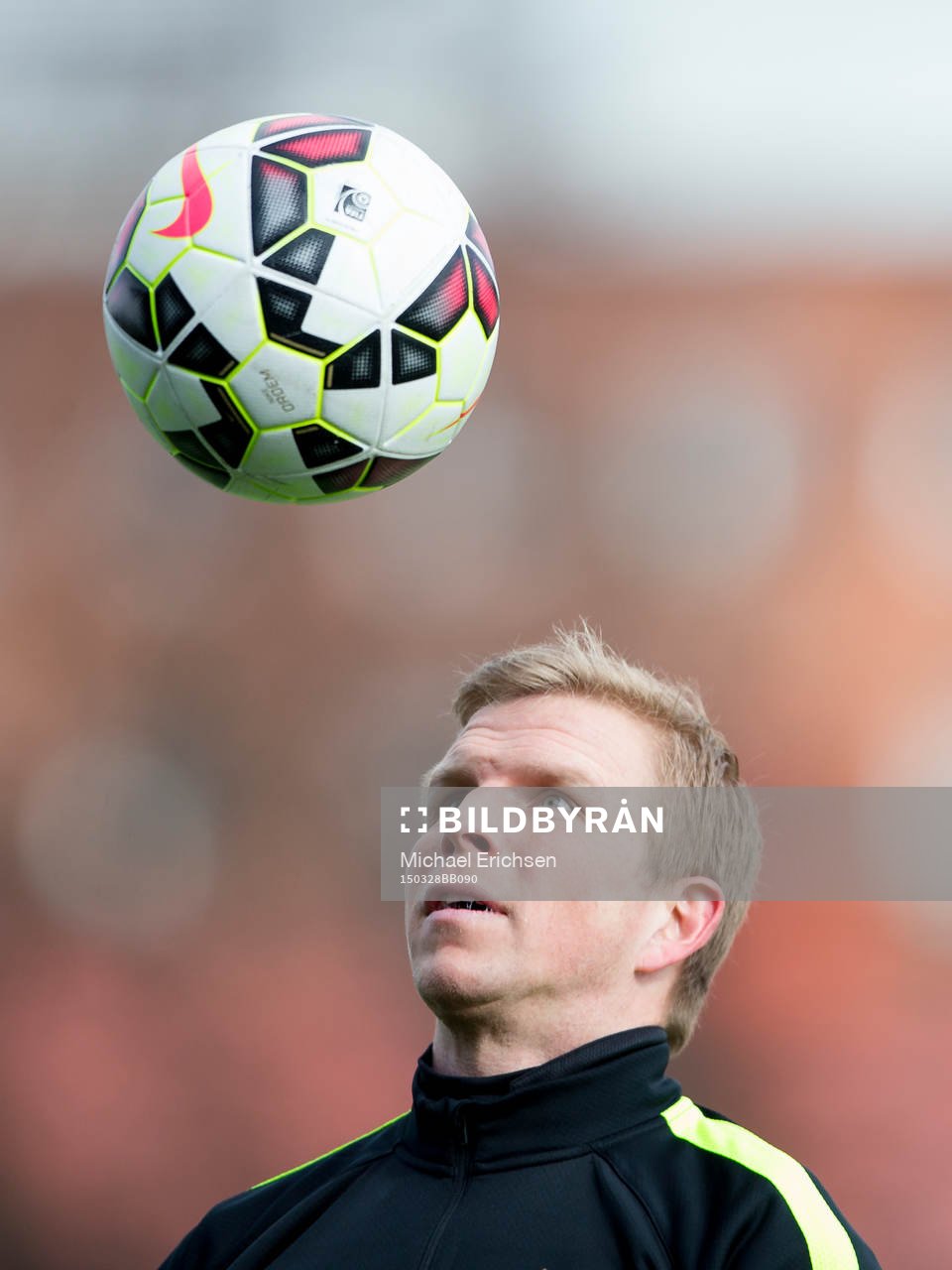 Häckens David Frölund på uppvärmningen innan  träningsmatchen i fotboll mellan Häcken och Vålerenga den 28 mars 2015 i Göteborg.