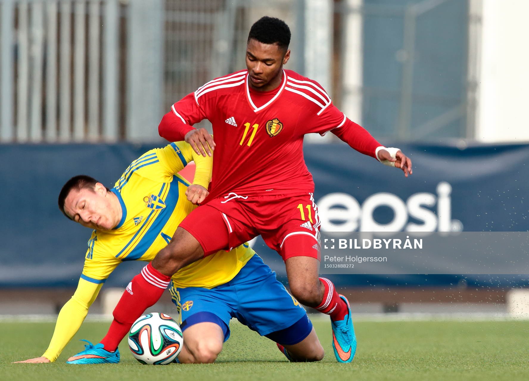Sveriges Sebastian Ramhorn och Belgiens Beni Badibanga