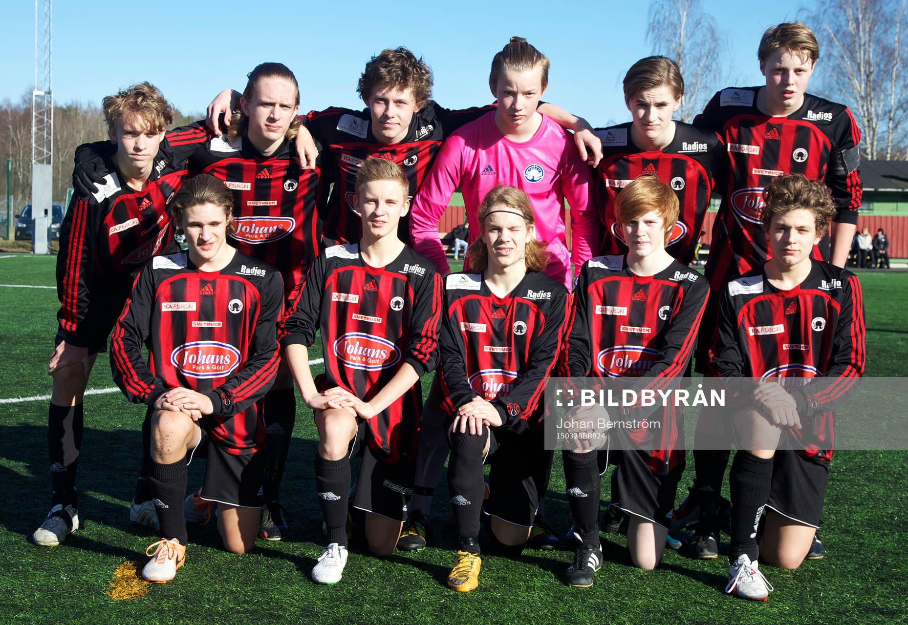 Lagbild på Hudiksvalls FFF U16 lag