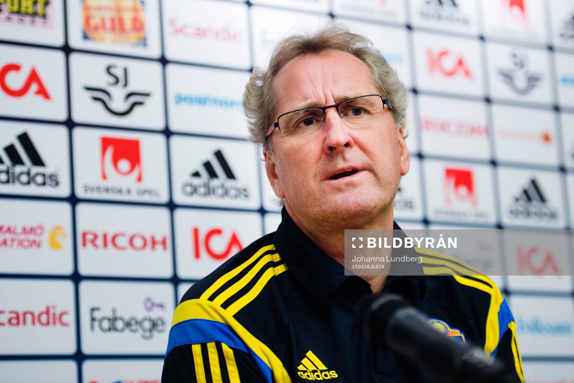 Sveriges förbundskapten Erik Hamrén  under en presskonferens anordnad av svenska fotbollsförbundet den 28 mars 2015 i Stockholm.