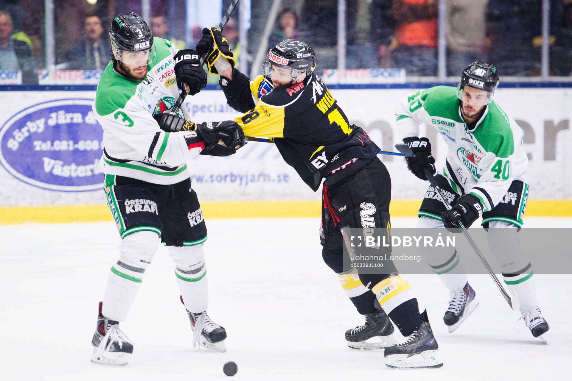 Rögles Almen Bibic och Västerås Jeremy Williams