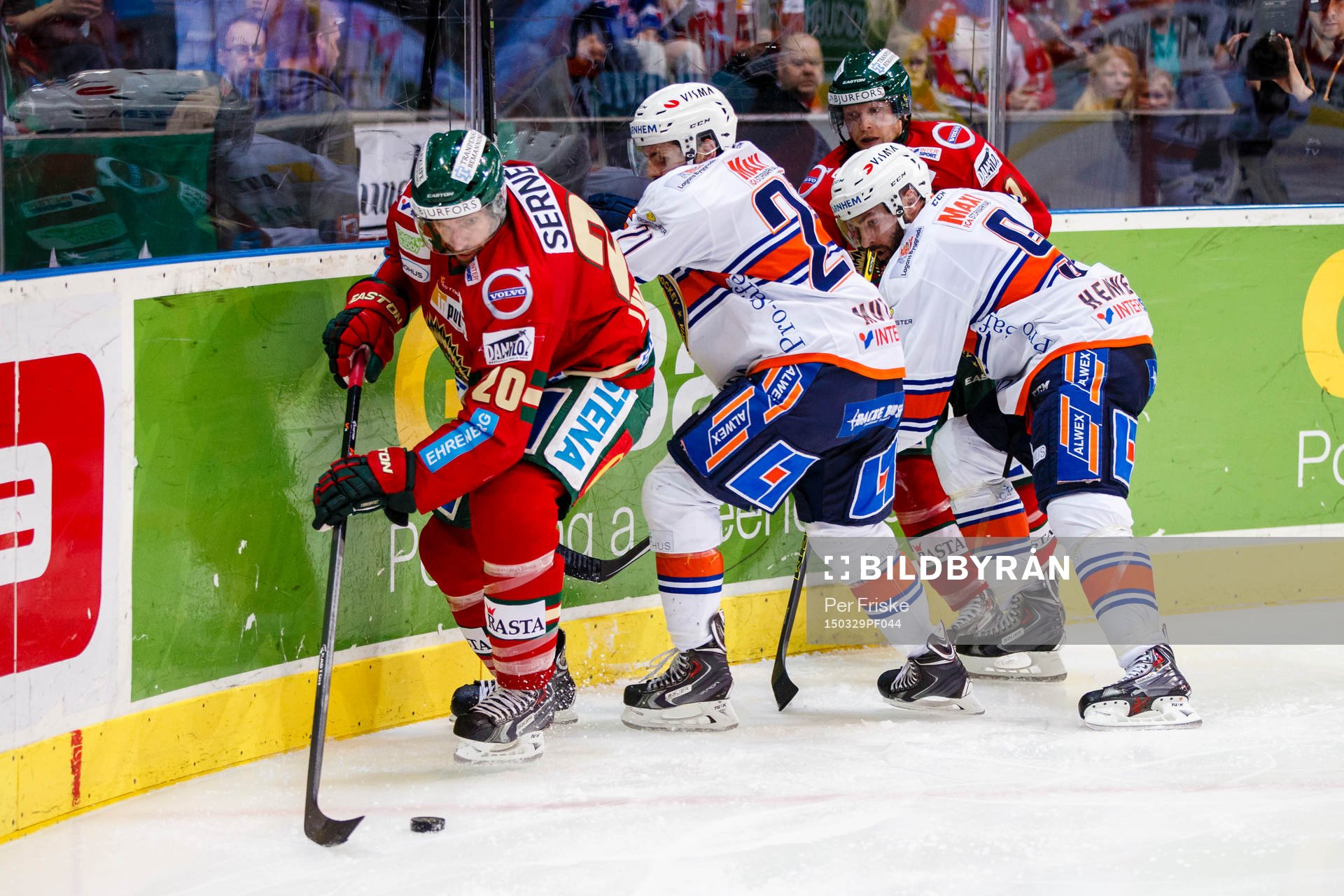 Frölundas Joel Lundqvist med pucken