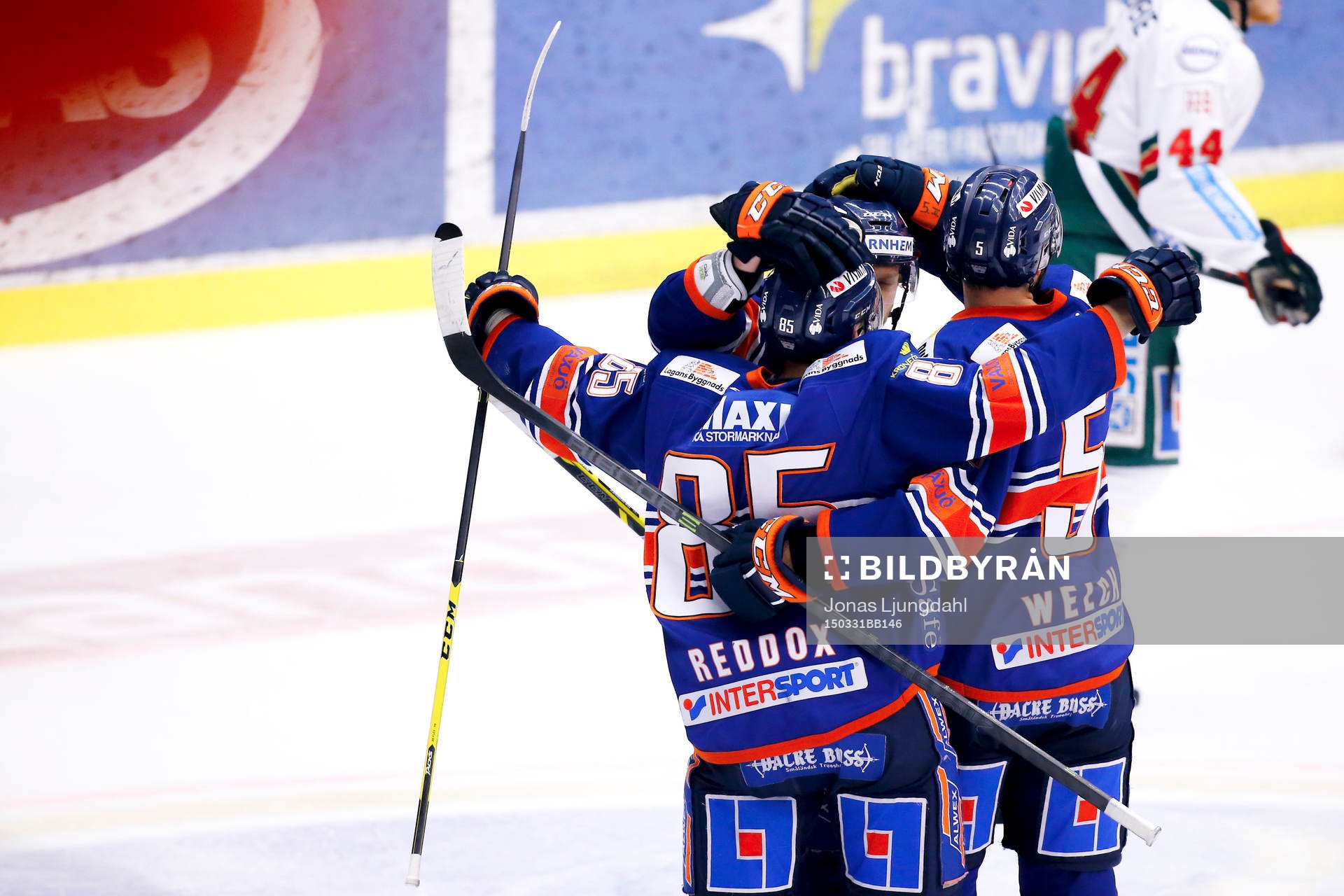 Växjös Nick Johnson jublar