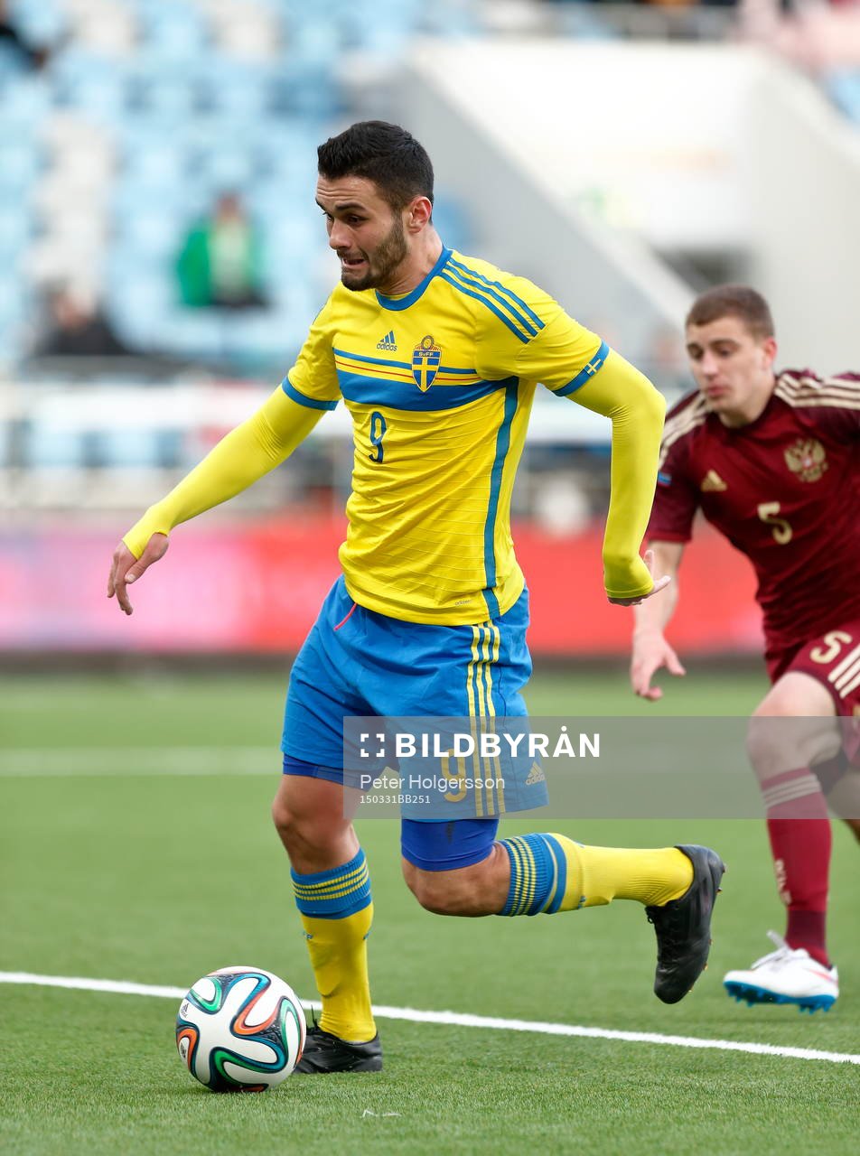 Sveriges Valmir Berisha gör mål 1-2
