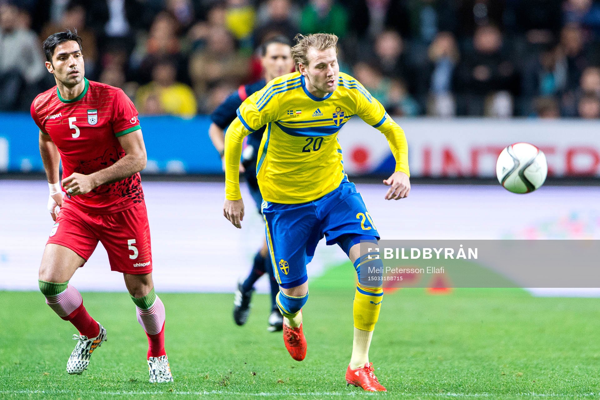 Irans Amirhossein Sadeghi och Sveriges Ola Toivonen