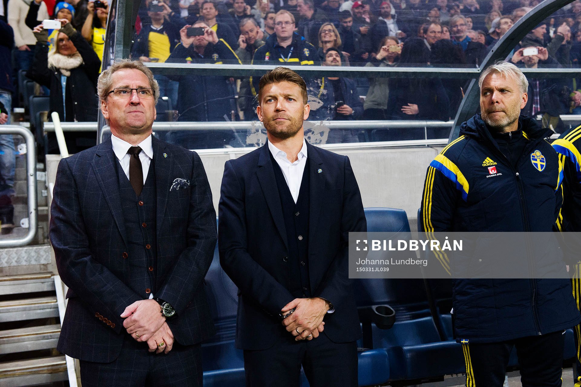 Sveriges förbundskapten Erik Hamrén och player manager Marcus Allbäck under fotbollslandskampen mellan Sverige och Iran den 31 mars 2015 i Stockholm.