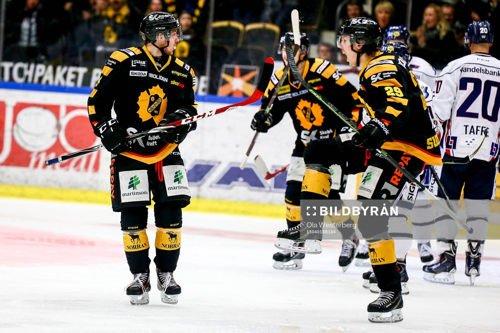Skellefteås Niclas Burström gör mål i sudden death och