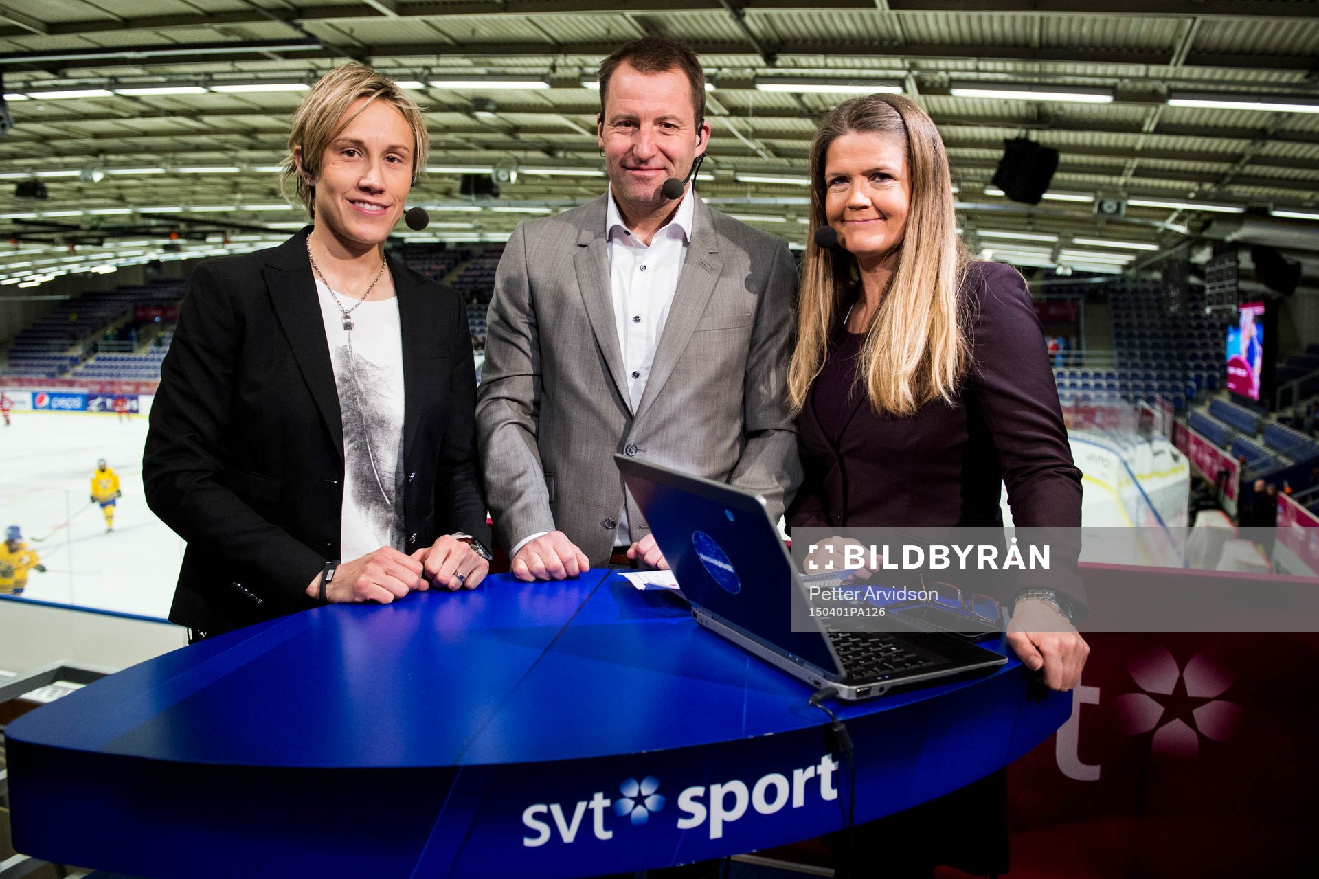 SVTs gästexpert Maria Rooth, expert Mikael Renberg och