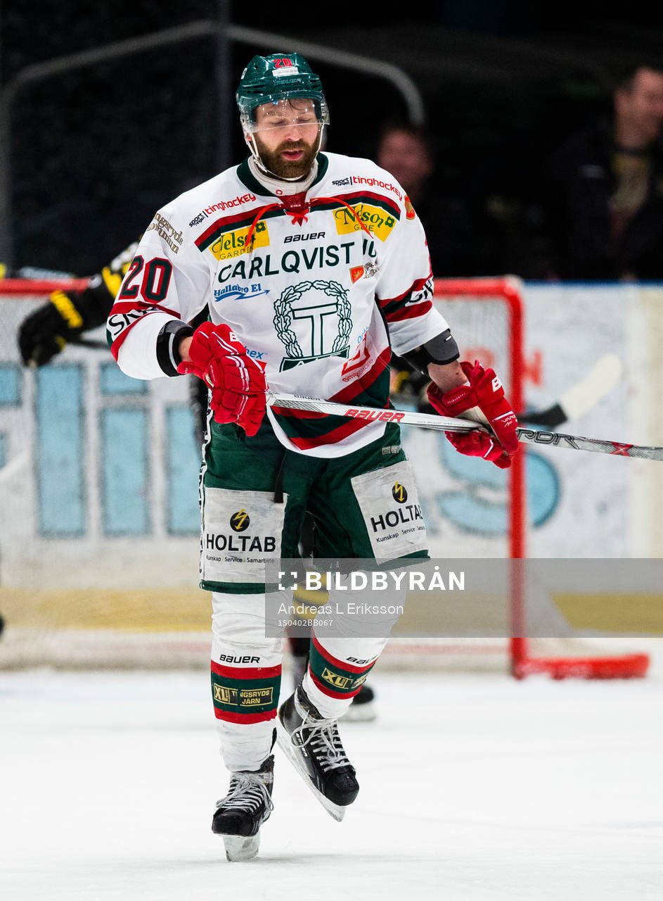 Tingsryds Kari Sihvonen ser deppig ut