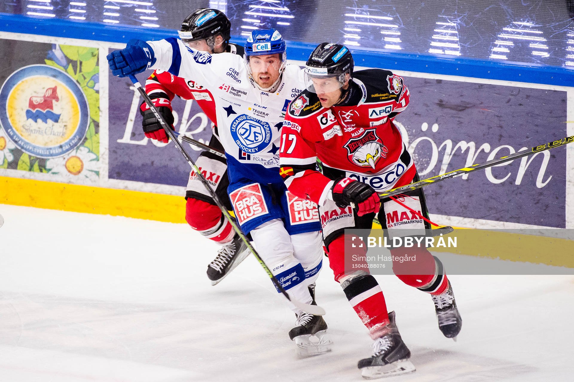 Leksands Robin Gartner jagar Malmö Redhawks Mathias