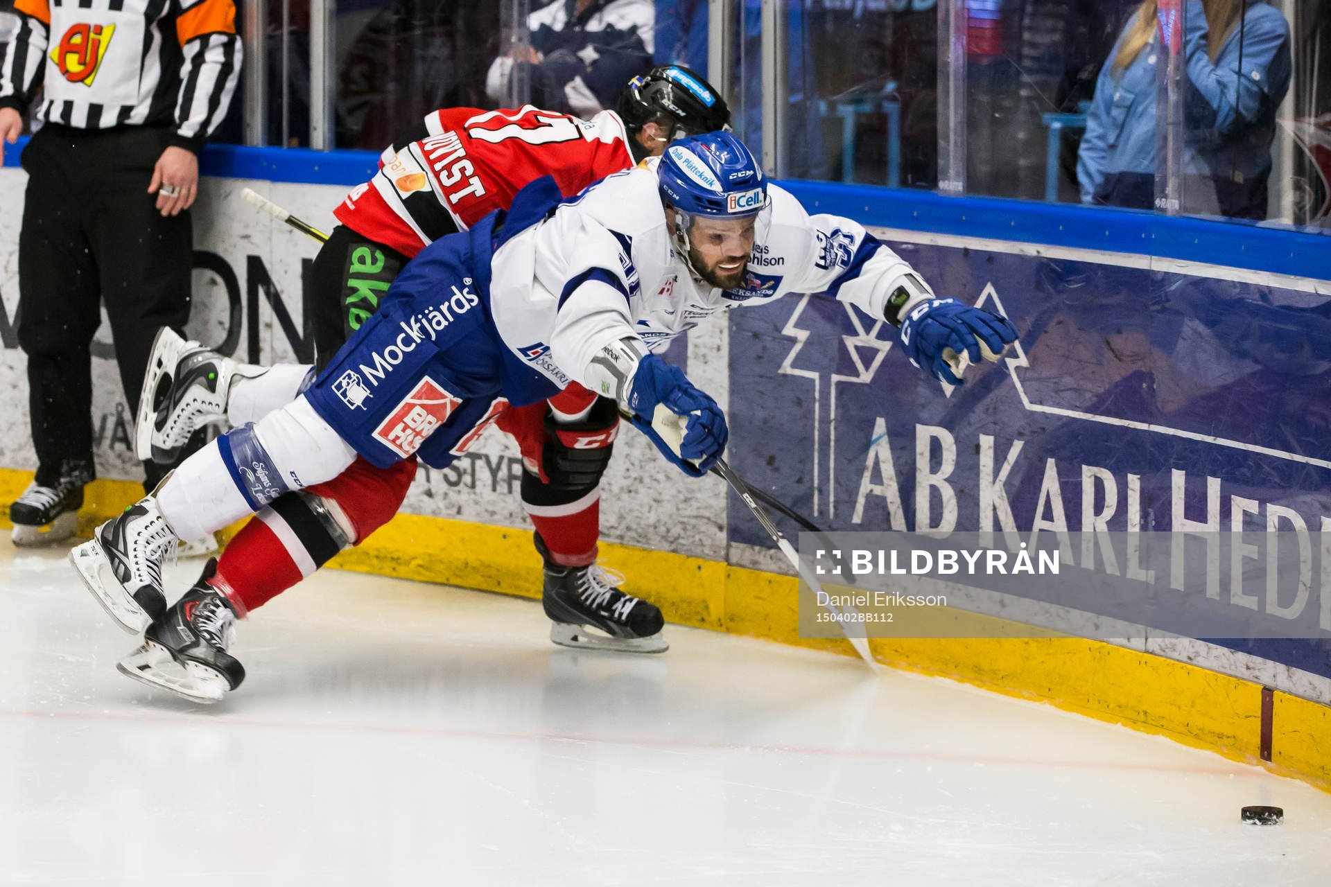 Leksands Kevin Kapstad faller