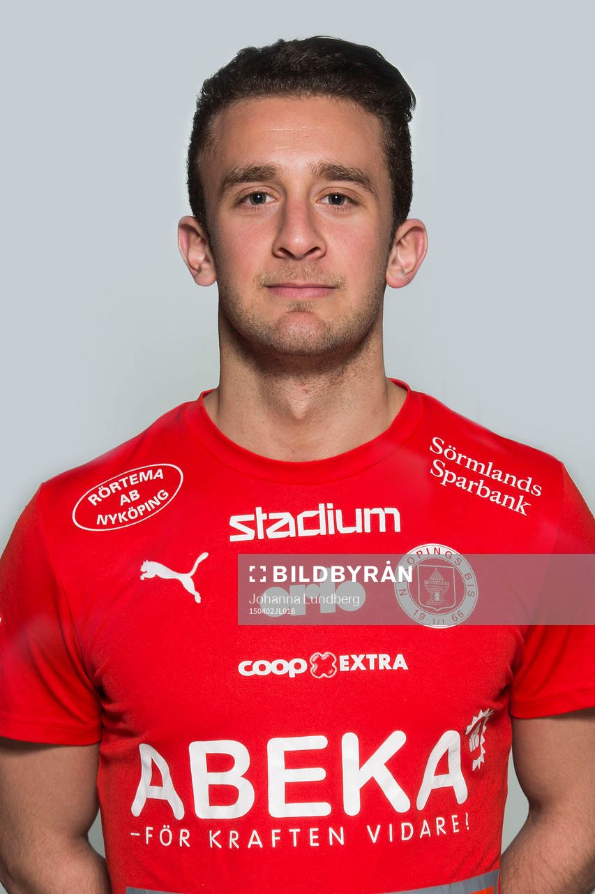 Nyköpings Jakob Sauma poserar för ett porträtt den 2 april 2015 i Nyköping.