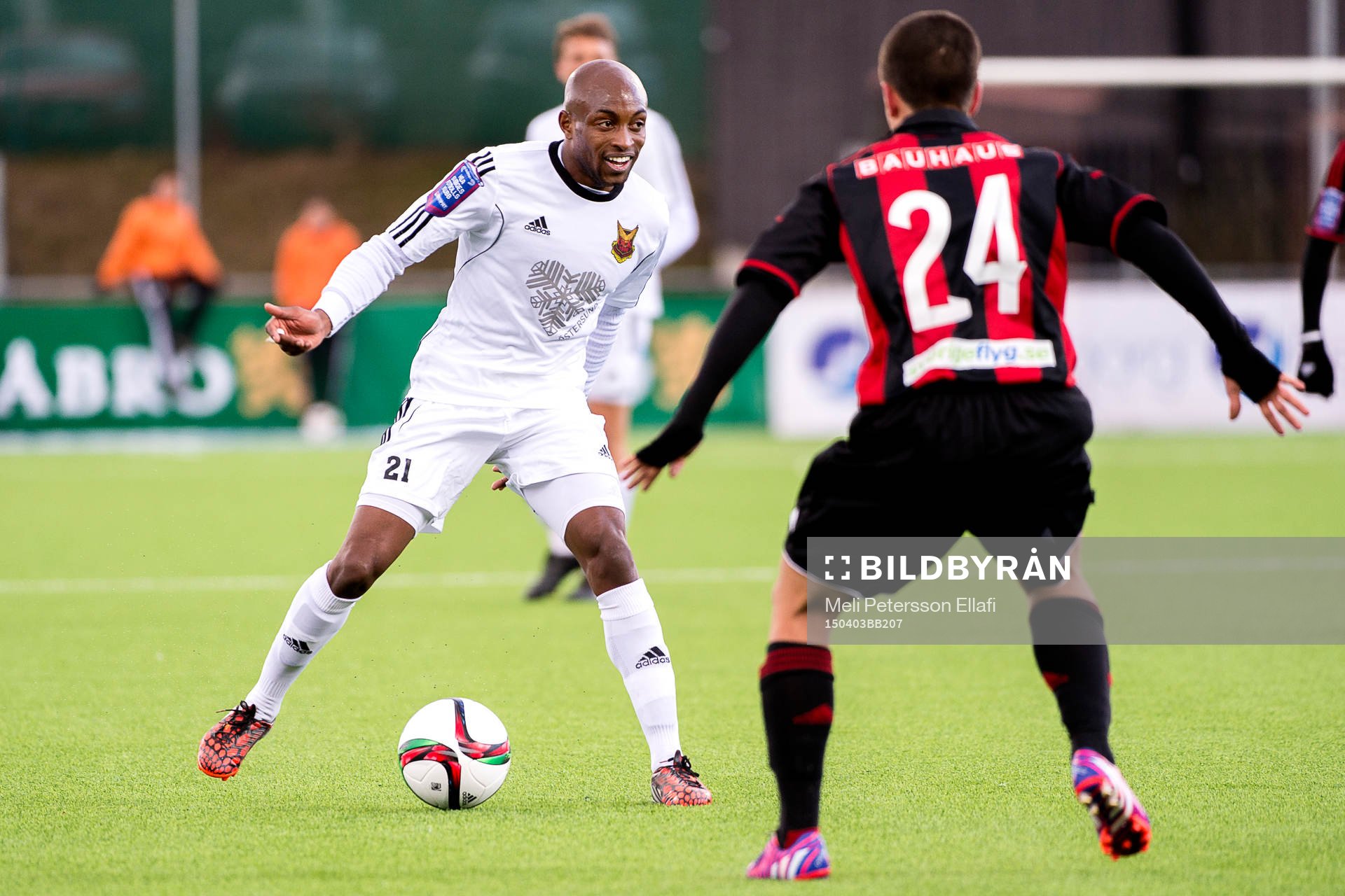Östersunds målvakt Aly Krita under fotbollsmatchen i Superettan mellan Brommapojkarna och Östersund den 3 april 2015 i Stockholm.
