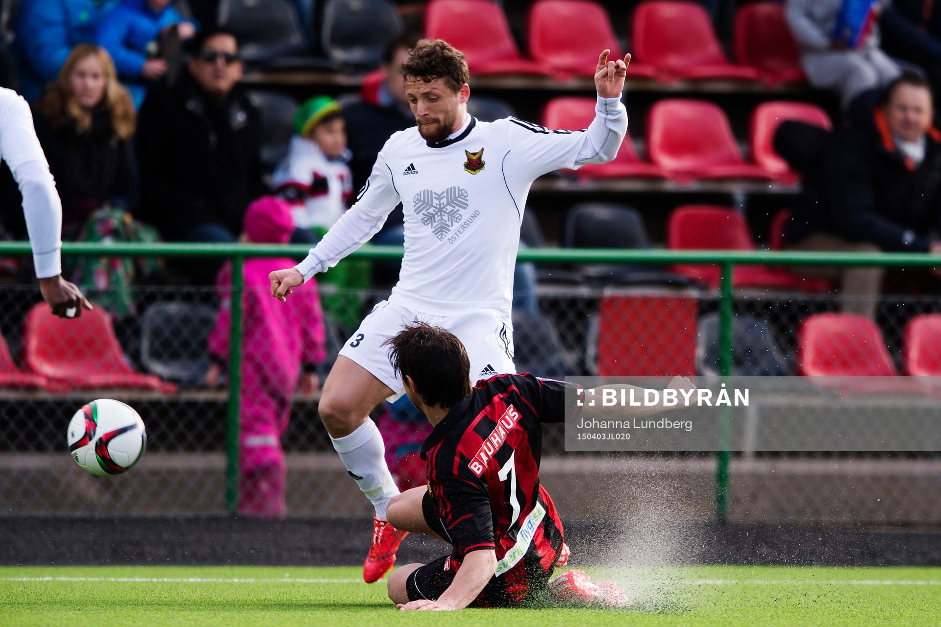 Brommapojkarnas Gabriel Petrovic stoppar Östersunds Kujtim