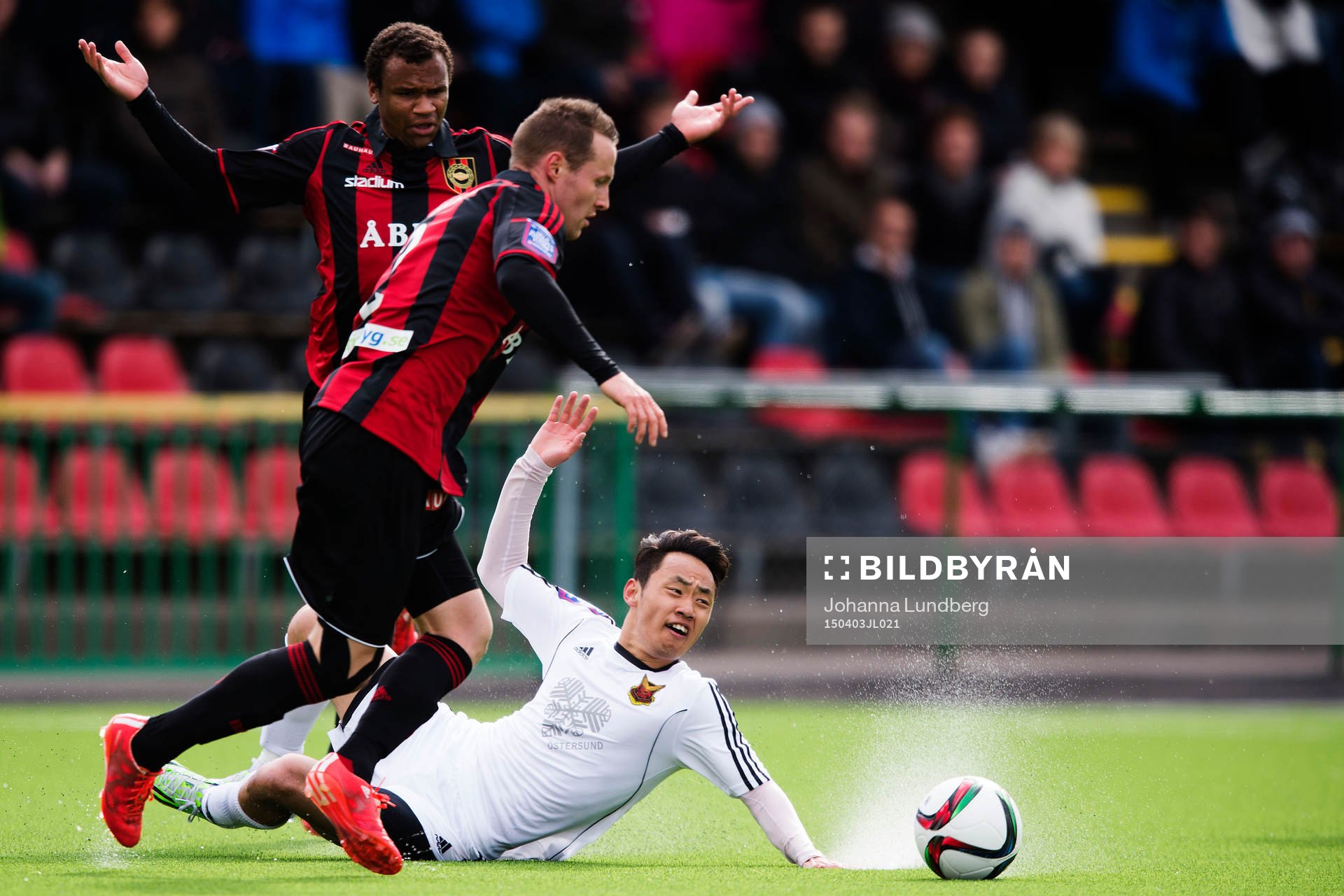 Brommapojkarnas Serge-Junior Martinsson Ngouali och