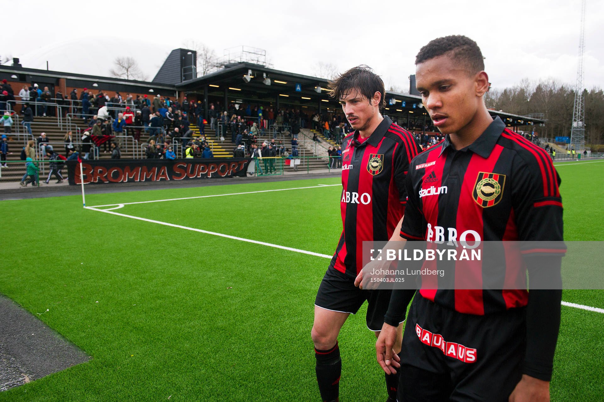 Brommapojkarnas Gabriel Petrovic och Seth Hellberg deppar
