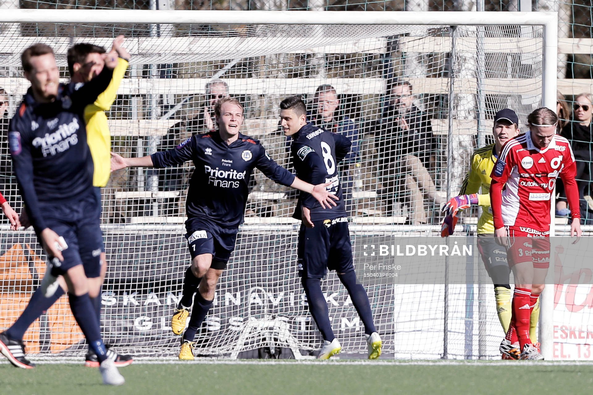 Utsiktens Joakim Edström jublar