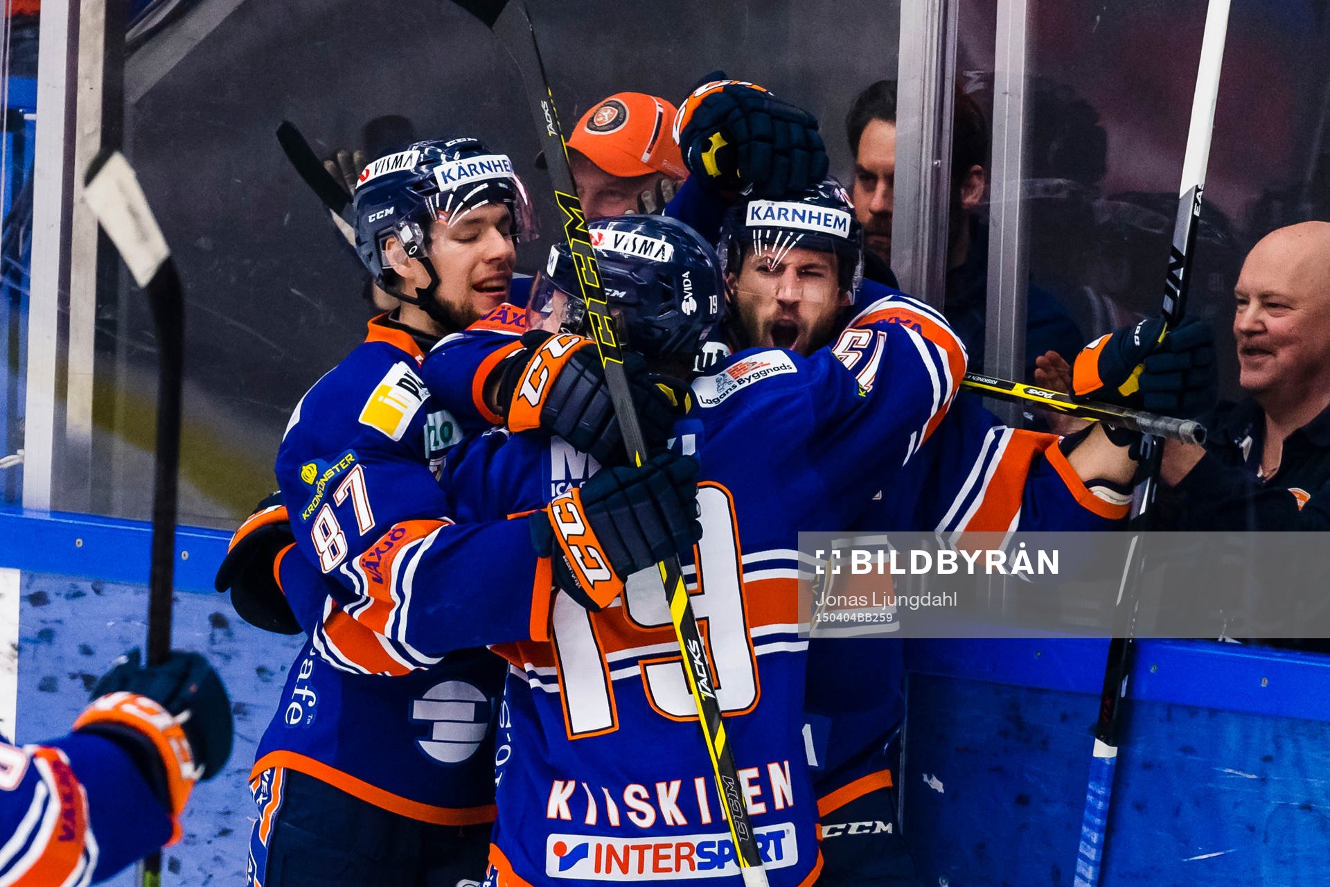 Växjös Jeff Tambellini firas av Robert Rosén och Tuomas