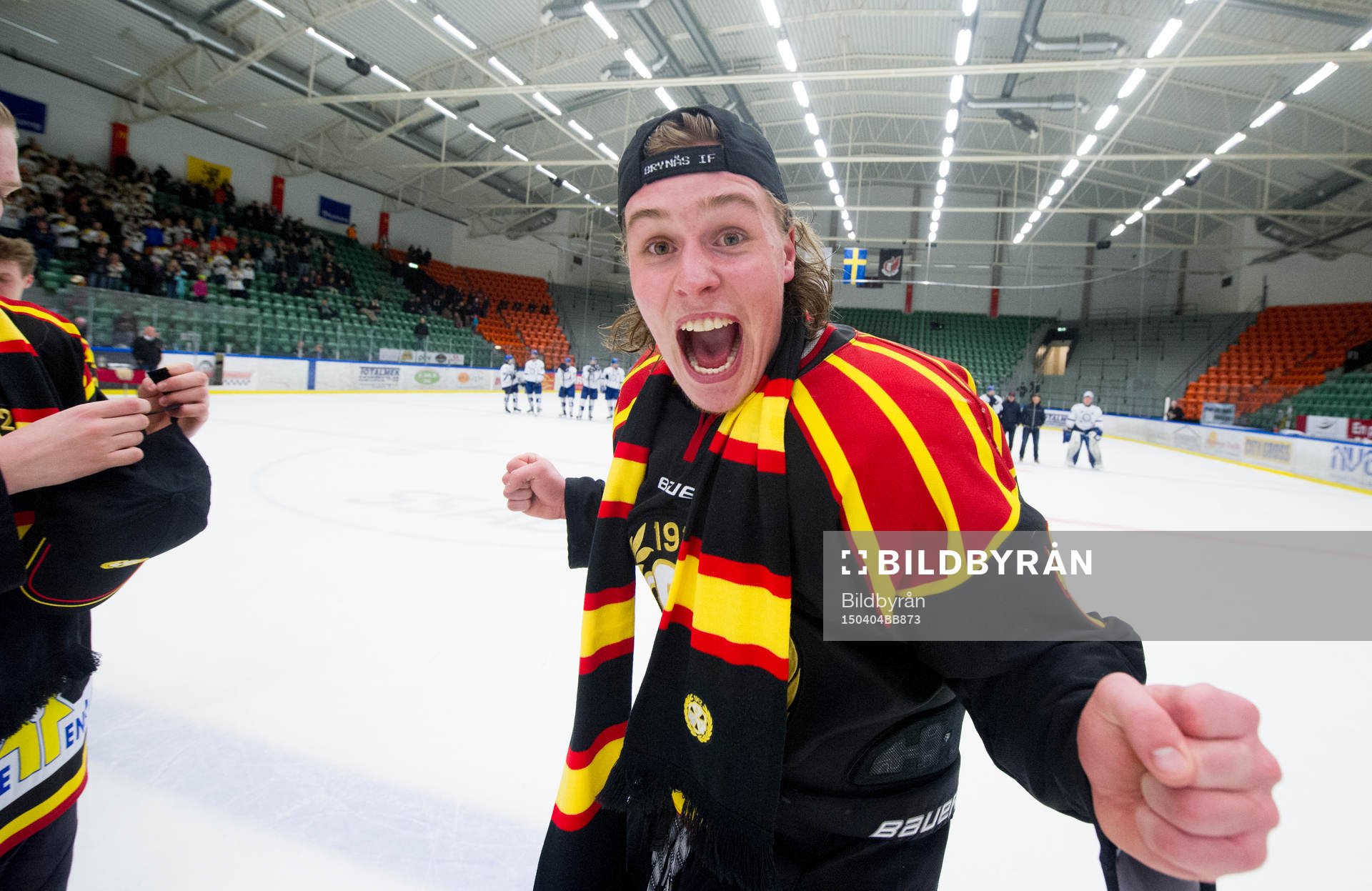 Lucas Carlsson jublar