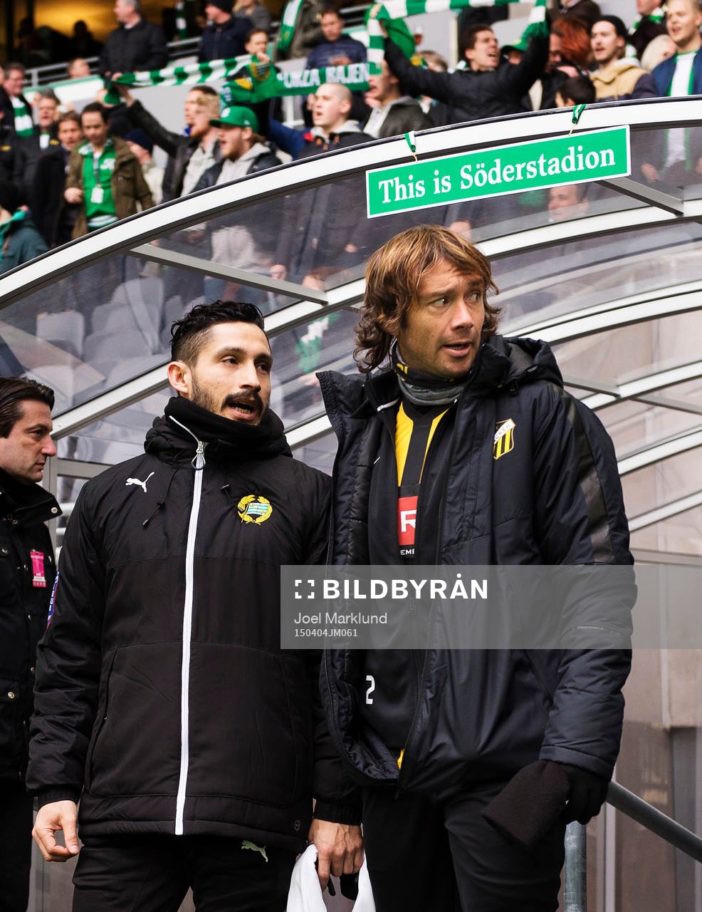 Hammarbys Pablo Pinones-Arce och Häckens Diego Lugano