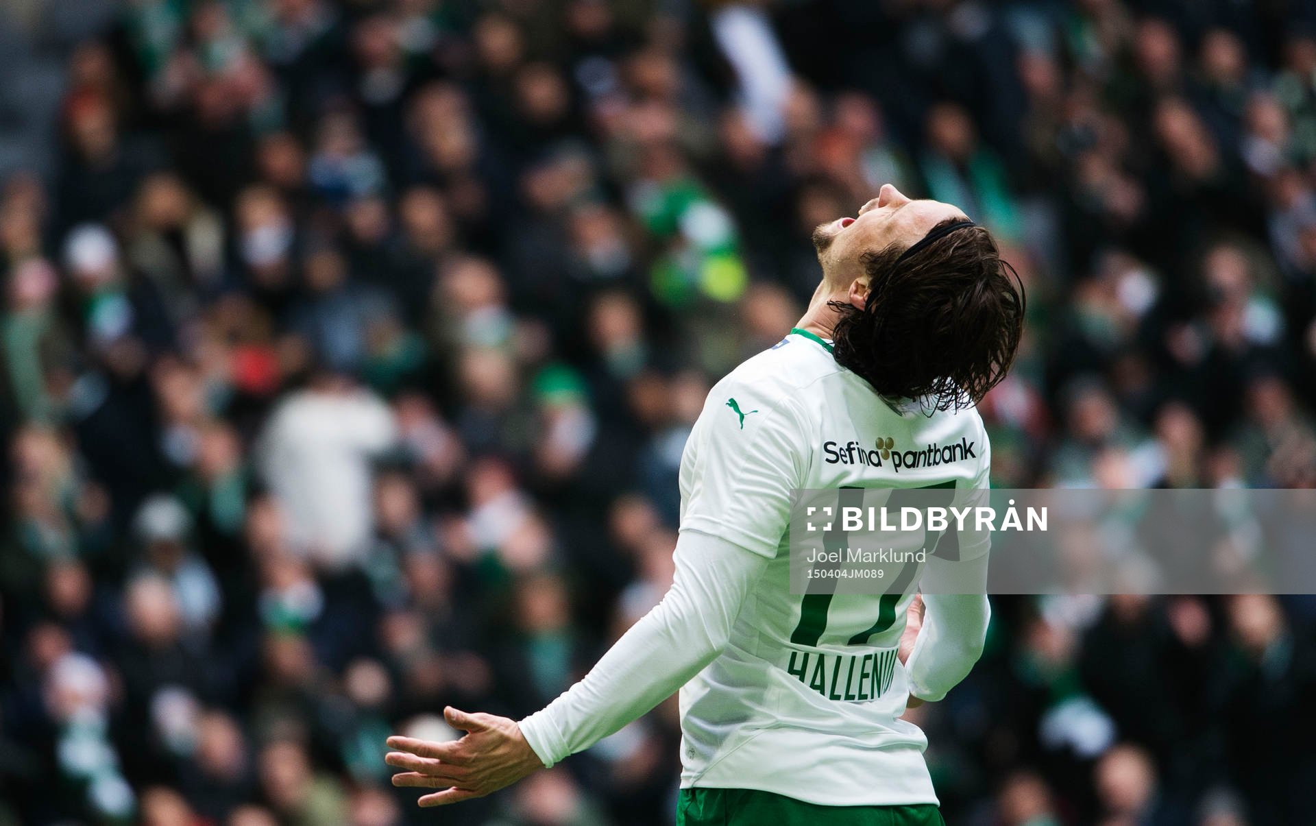 Hammarbys Linus Hallenius skriker