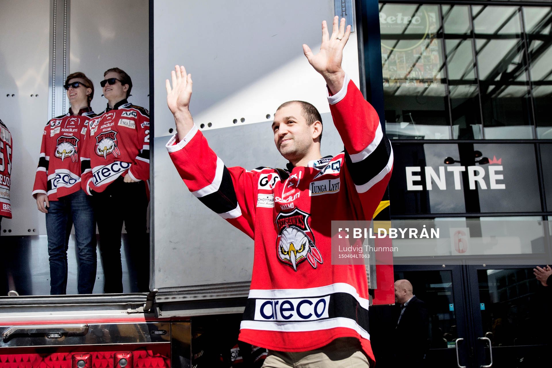 Malmö Redhawks Eric Himelfarb när Malmö Redhawks firar