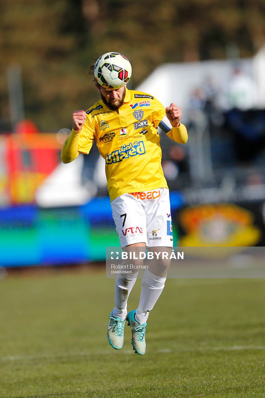 Falkenbergs David Svensson under fotbollsmatchen i Allsvenskan mellan Falkenberg och Gefle den 5 April 2015 i Falkenberg.