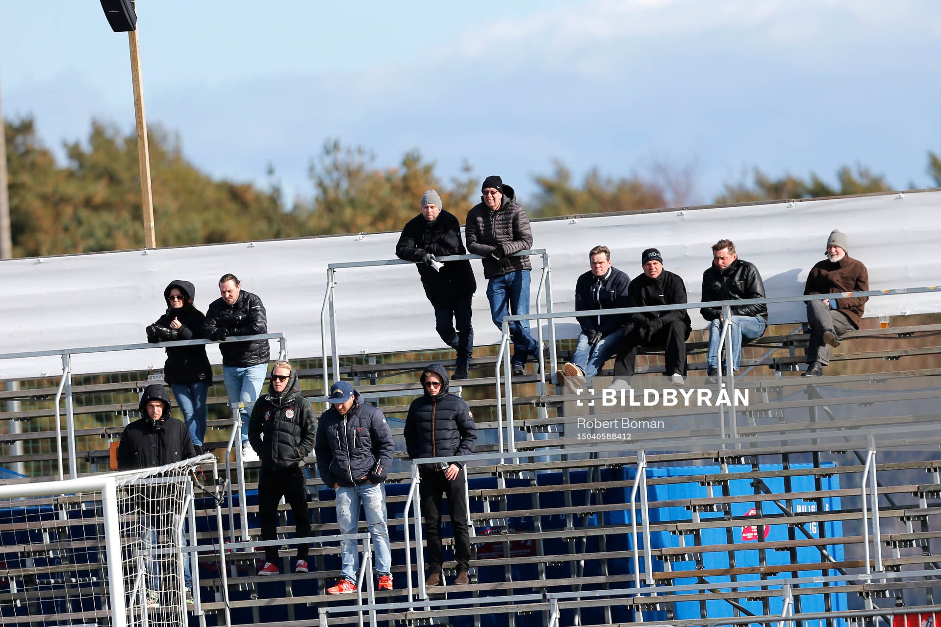 Supportrar på bortastå