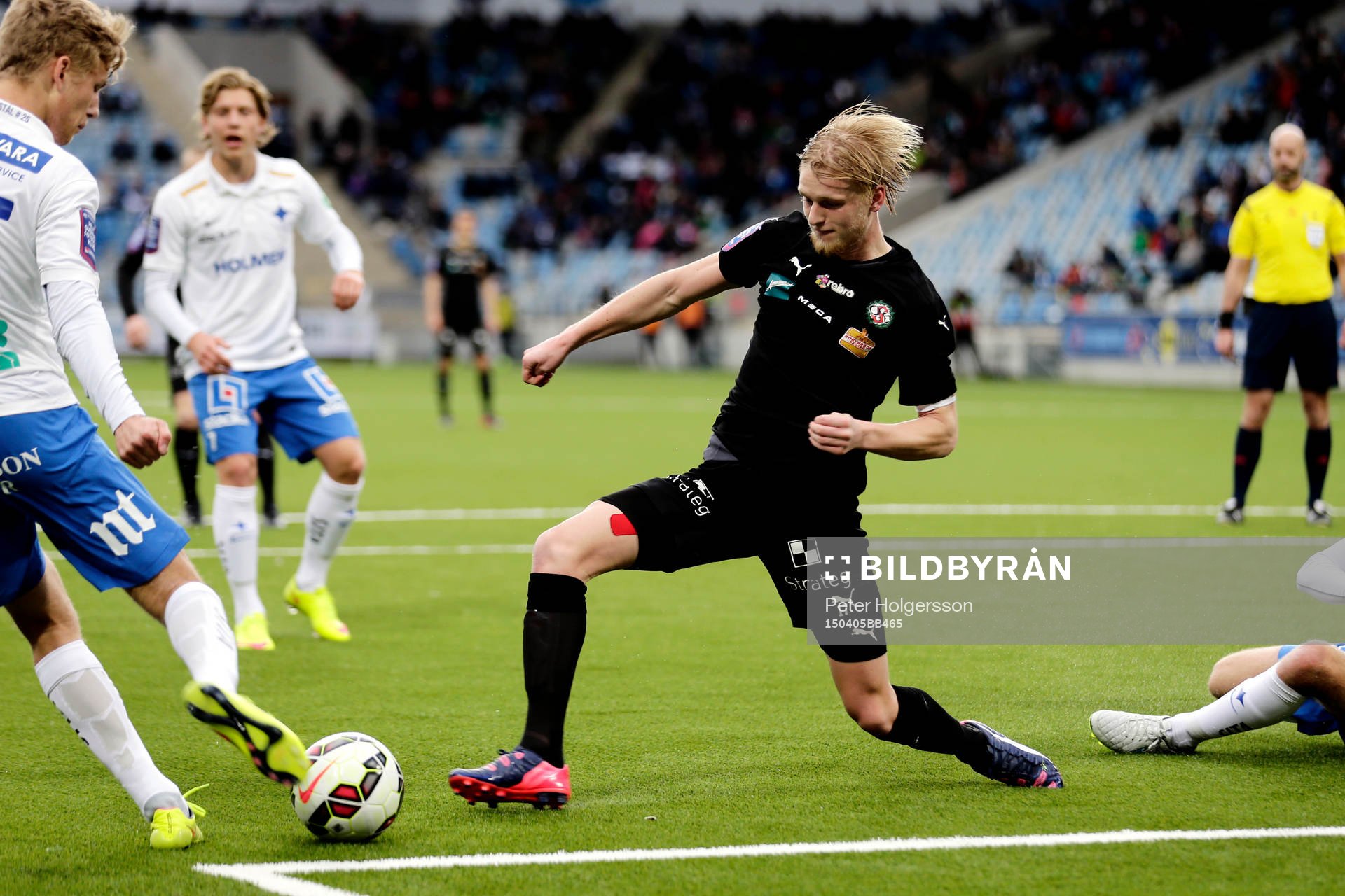 Örebros Karl Holmberg ör framme och oroar