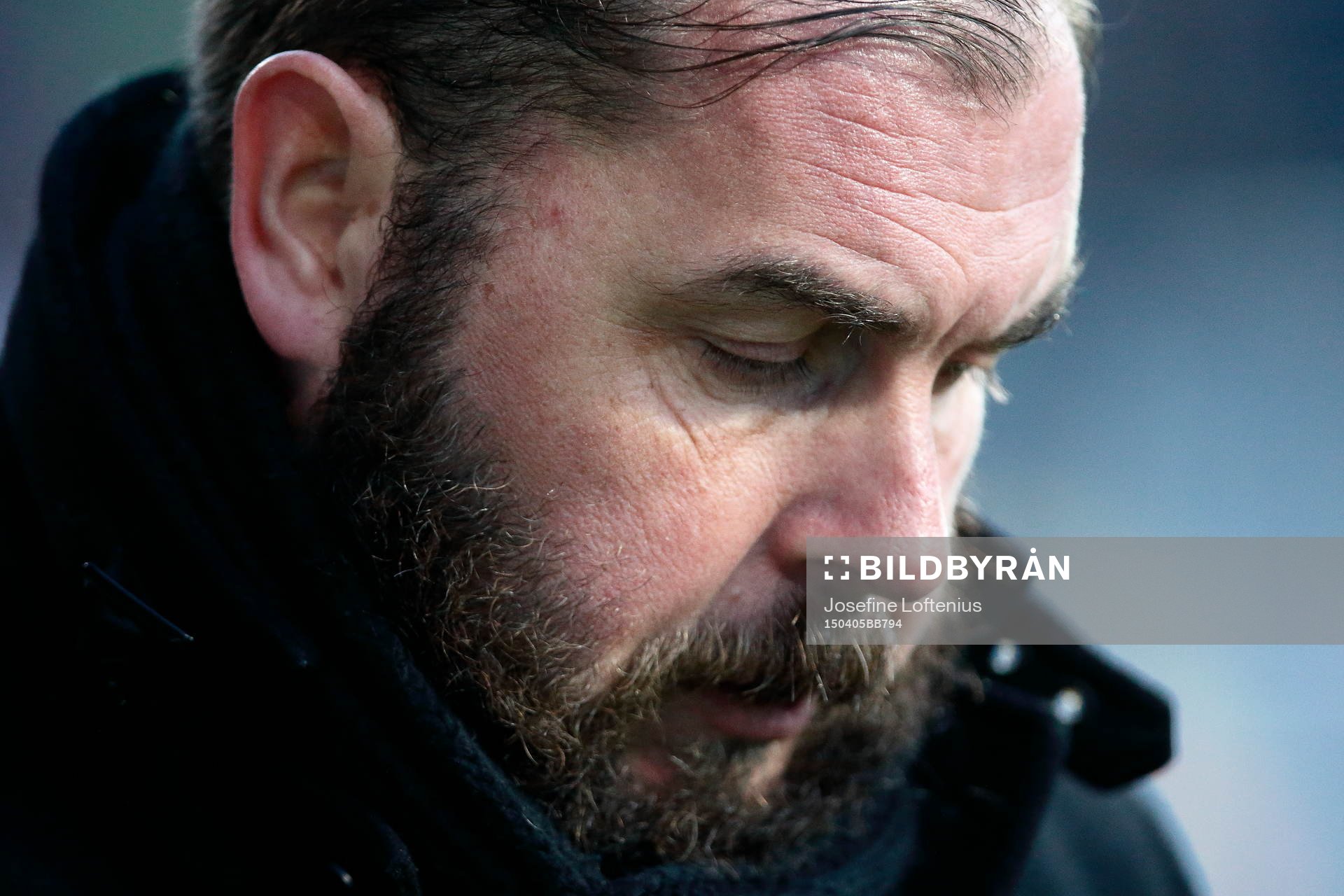 Örebros tränare Alexander Axén under fotbollsmatchen i Allsvenskan mellan Norrköping och Örebro den 05 april 2015 i Norrköping.