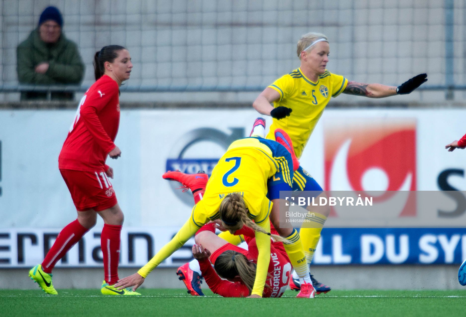 Sveriges backar Charlotte Rohlin och Nilla Fischer får det