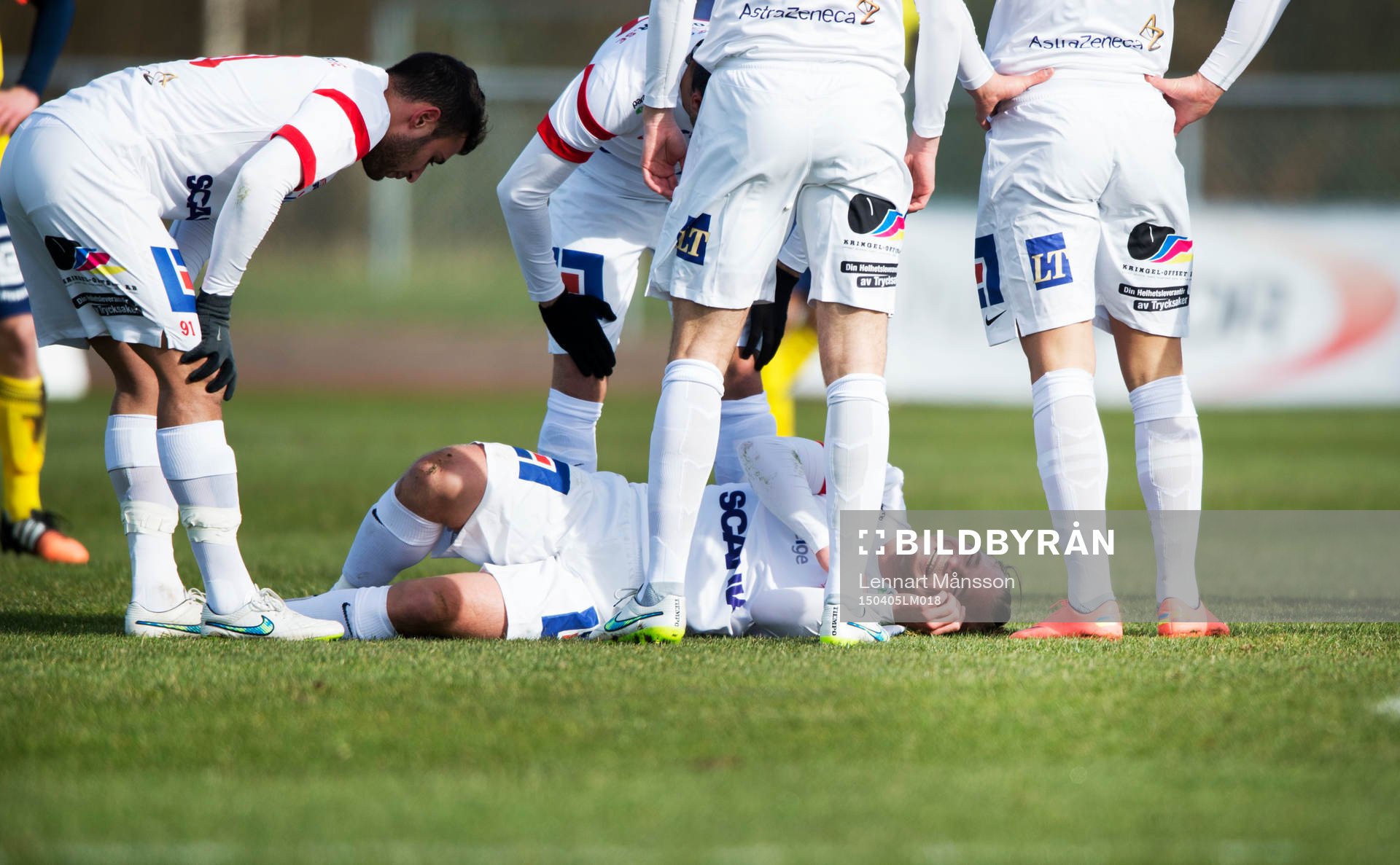 Assyriskas Christopher Brandeborn skadades och fick föras