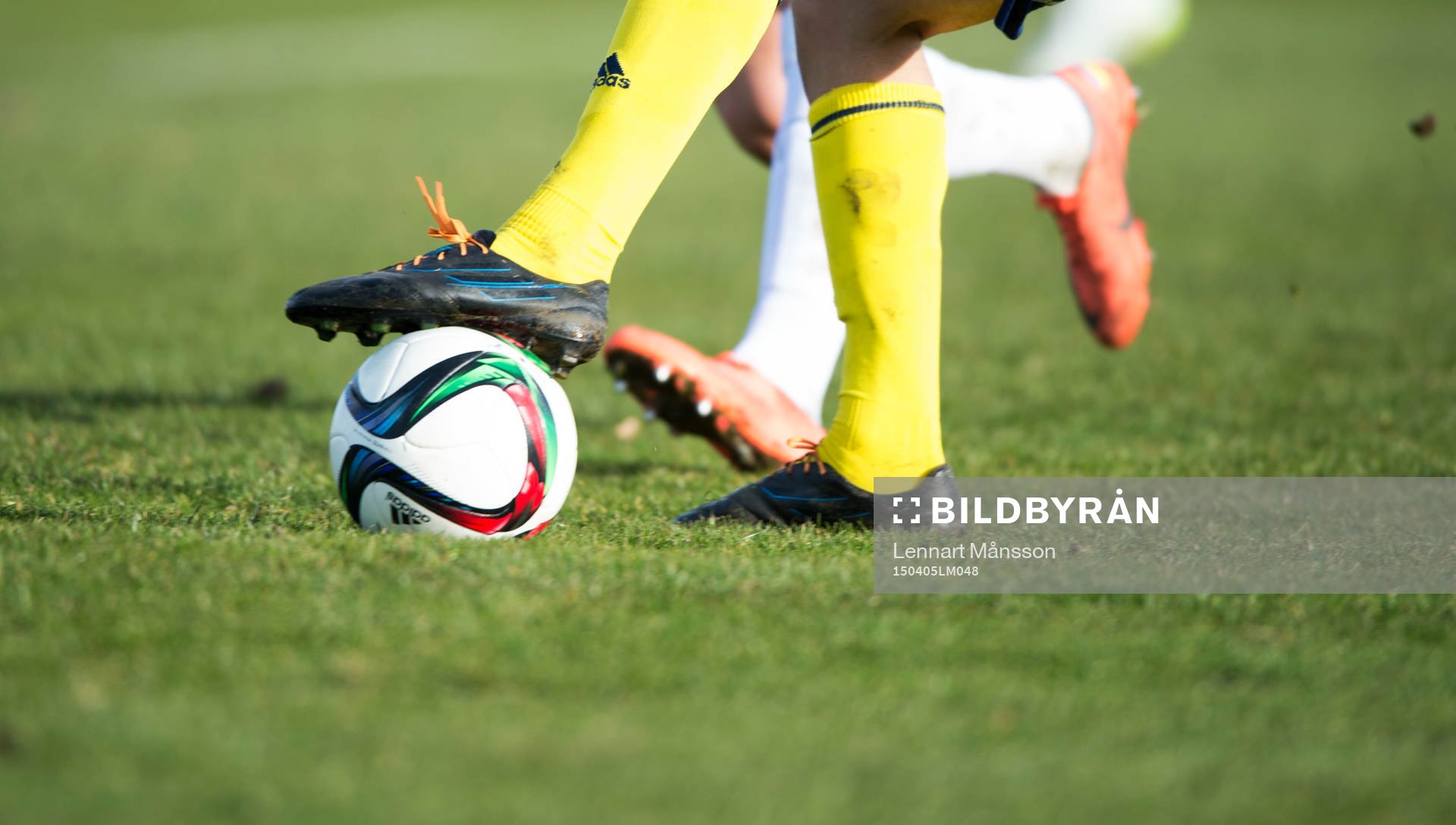 Bollbehandling i matchen i Superettan mellan Ängelholm och
