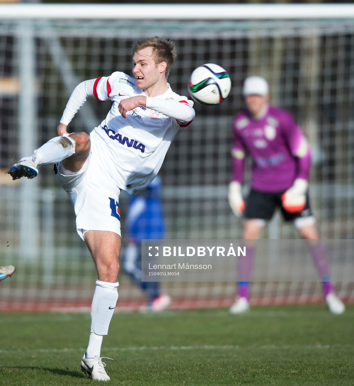 i matchen i Superettan mellan Ängelholm och Assyriska i