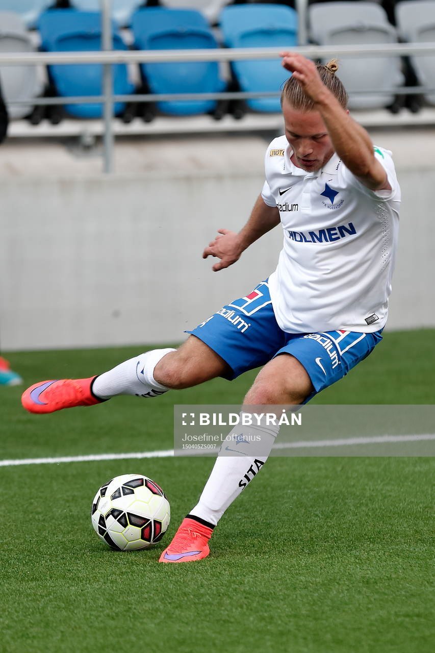 Norrköpings Nicklas Bärkroth mellan Norrköping och