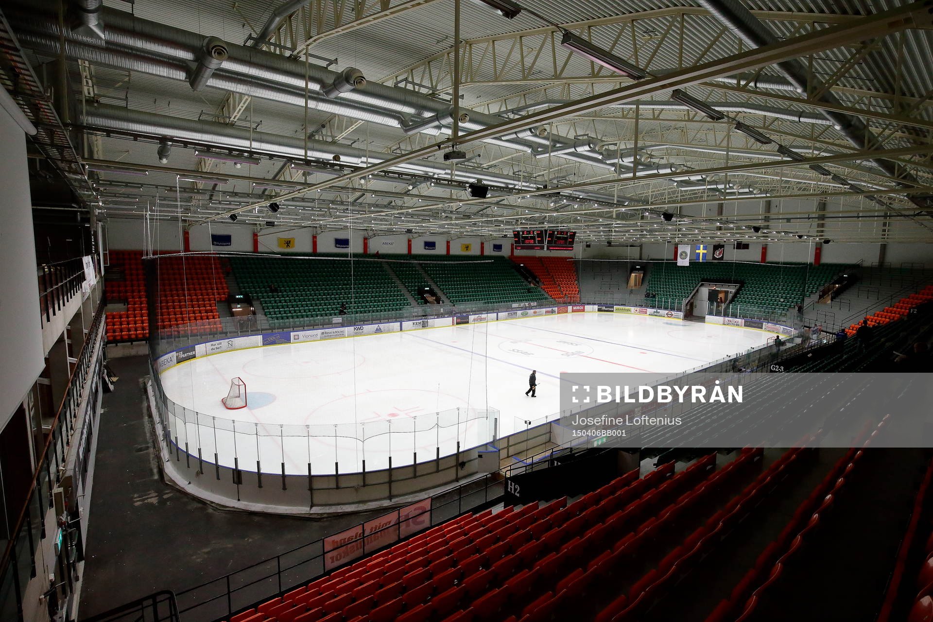 Stora Hallen strax innan SM-finalen för J20 i