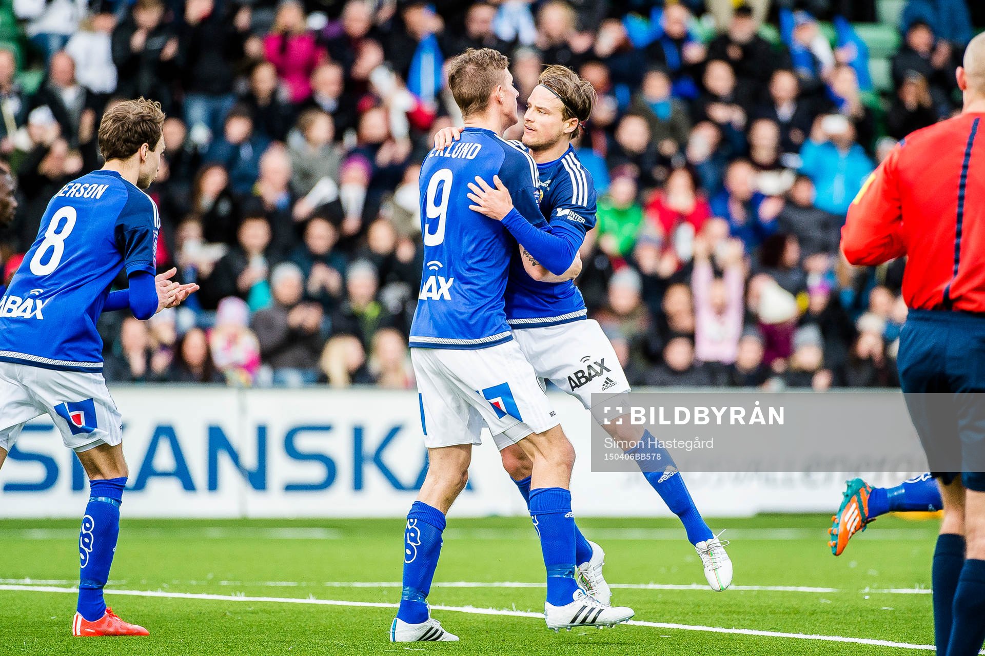 Sundsvalls Johan Eklund jublar med Eric Larsson