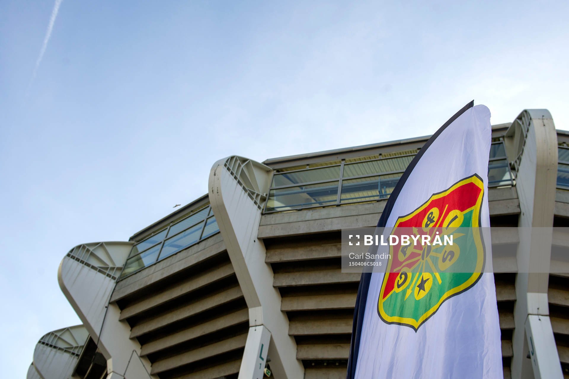 En Gais-flagga utanför Gamla Ullevi