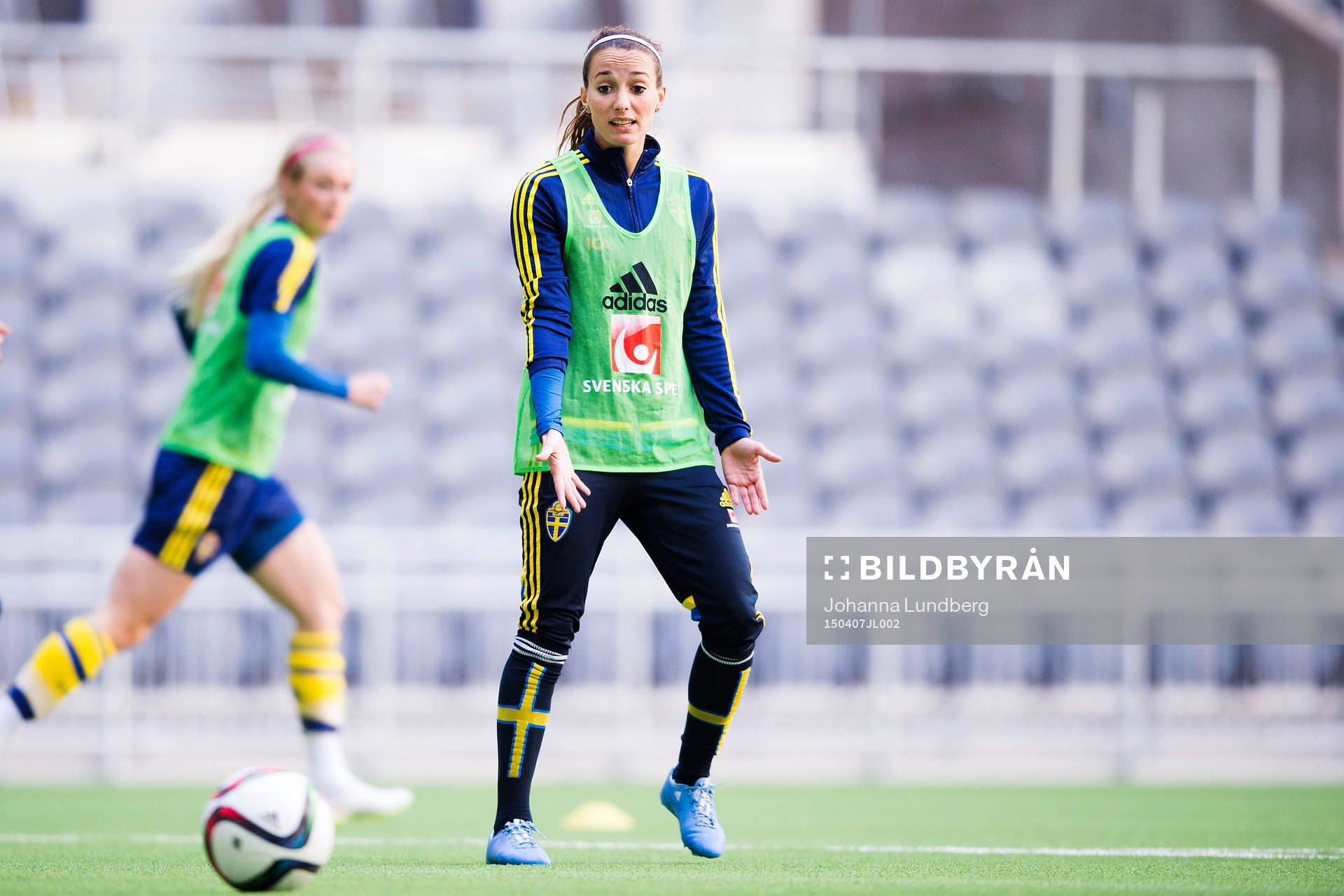Sveriges Kosovare Asllani