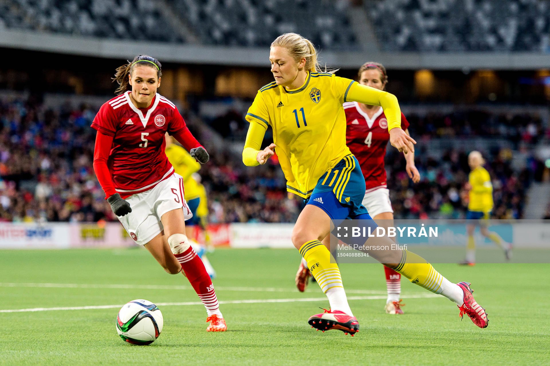 Danmarks Simone Boye Sørensen och Sveriges Fridolina Rolfö