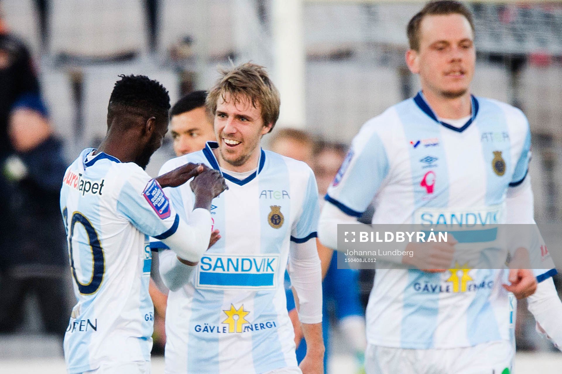 Gefles Johan Oremo gör 2-0 och jublar med Dioh Williams